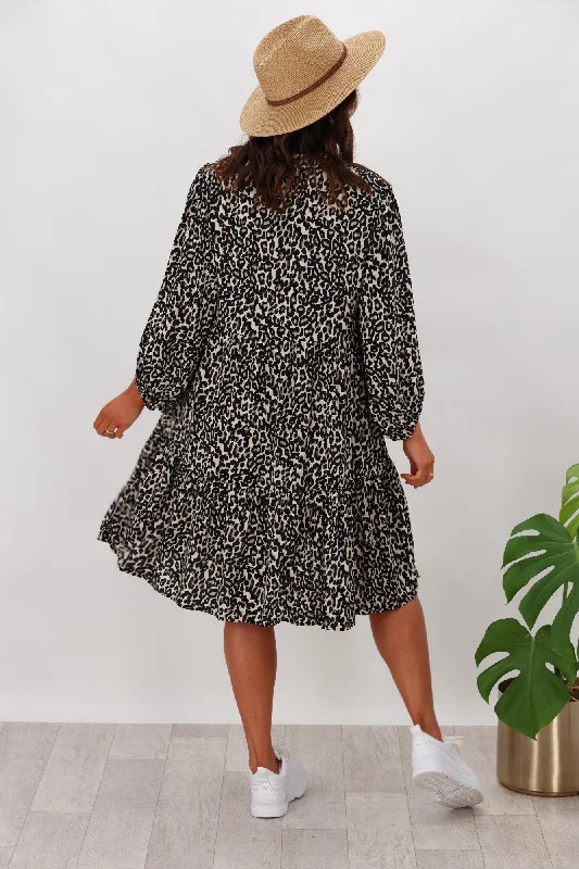 Willow & Tree Luca Leopard Print Balloon Sleeve Tiered Dress Beige