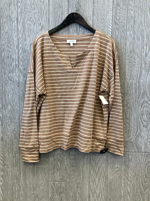 Top Long Sleeve By Clothes Mentor In Brown, Size: L