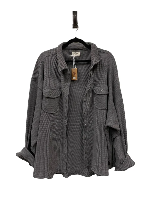 Top Long Sleeve By Simply Southern In Grey, Size: Xl