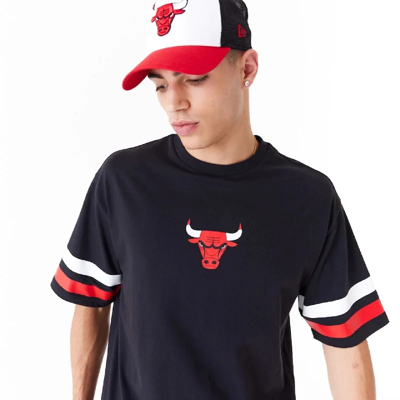 Chicago Bulls NBA Arch Graphic Black Oversized T-Shirt