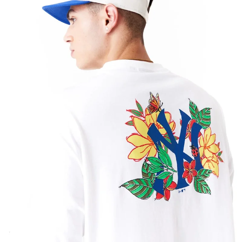 New York Yankees MLB Floral Graphic White Oversized T-Shirt