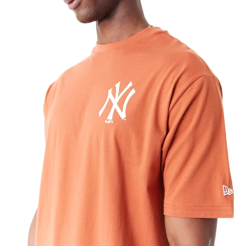 New York Yankees MLB World Series Brown Oversized T-Shirt