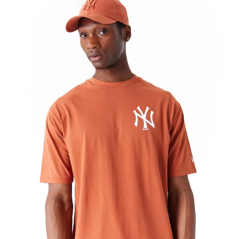 New York Yankees MLB World Series Brown Oversized T-Shirt