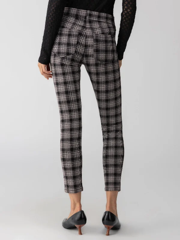 Runway Semi High Rise Legging Almond Plaid