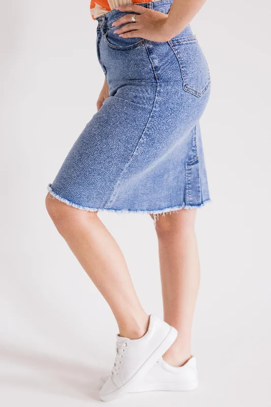 Frayed Denim Skirt in Mid Wash