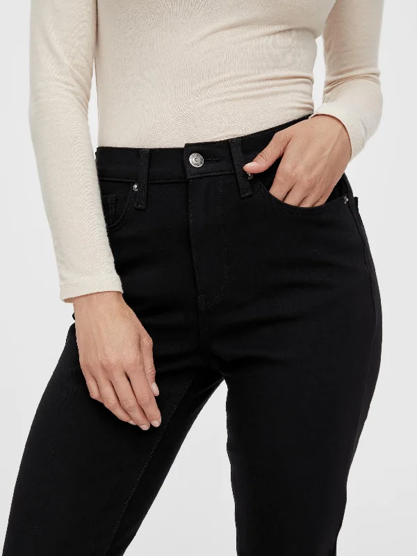 Y.A.S Skinny Jeans in Black